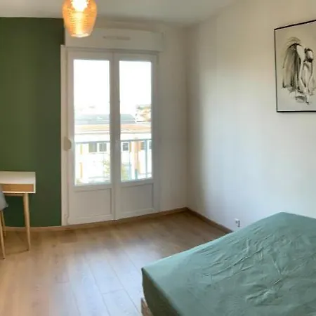 2 Chambres Spacieuses, 8 Minutes Du Centre-Ville Reims En Tram Reims